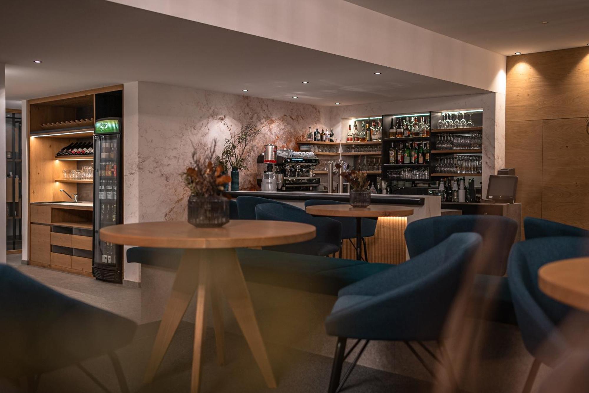 Maraias - Luxury Suites & Apartments 부르구시오 외부 사진