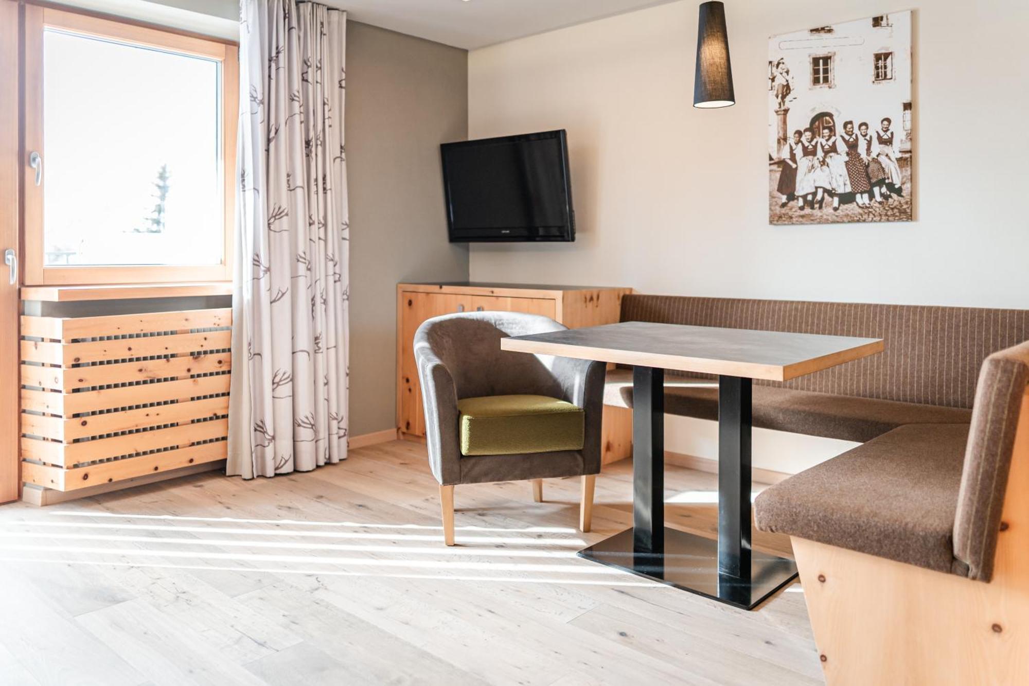 Maraias - Luxury Suites & Apartments 부르구시오 외부 사진