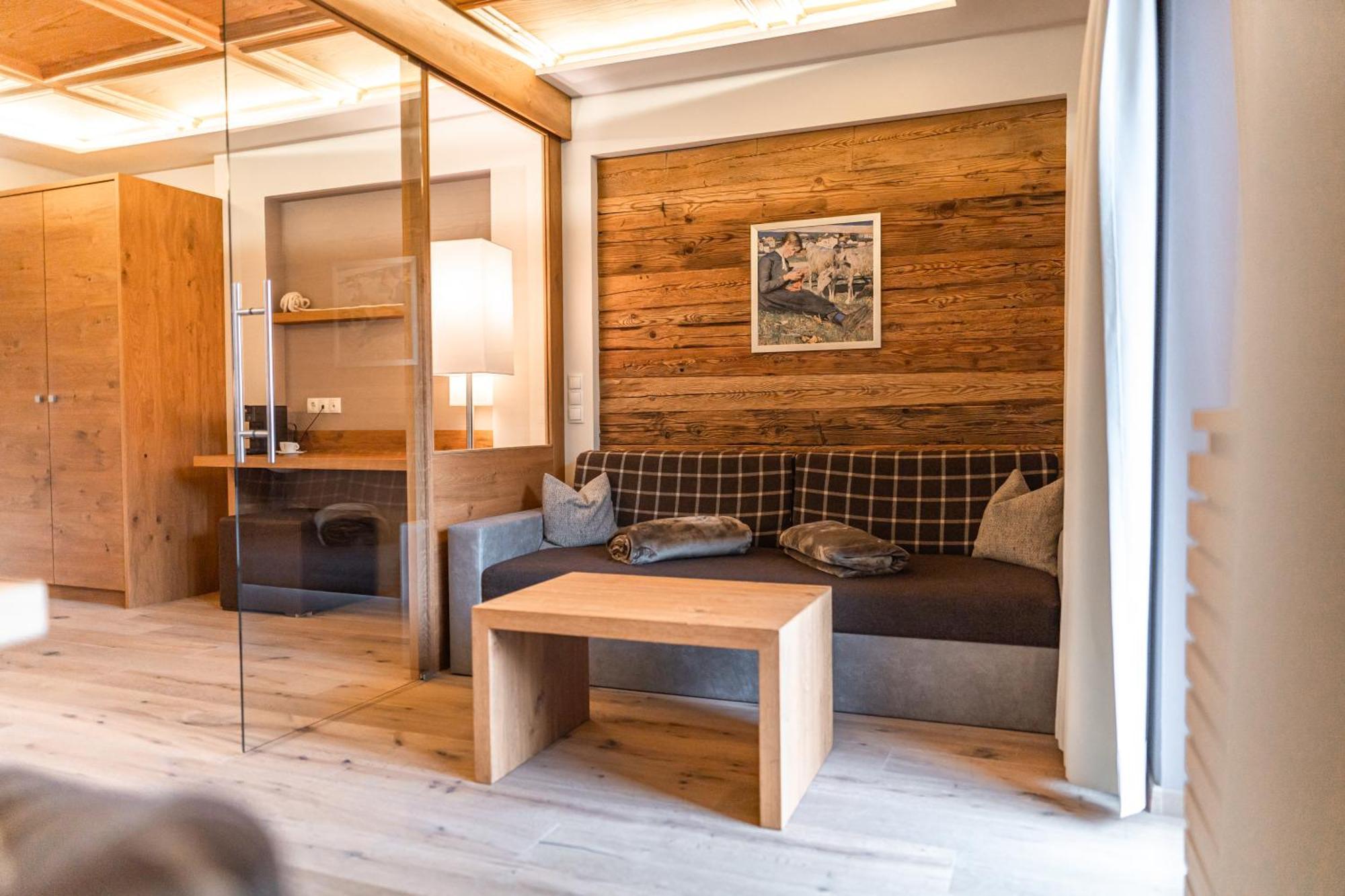 Maraias - Luxury Suites & Apartments 부르구시오 외부 사진